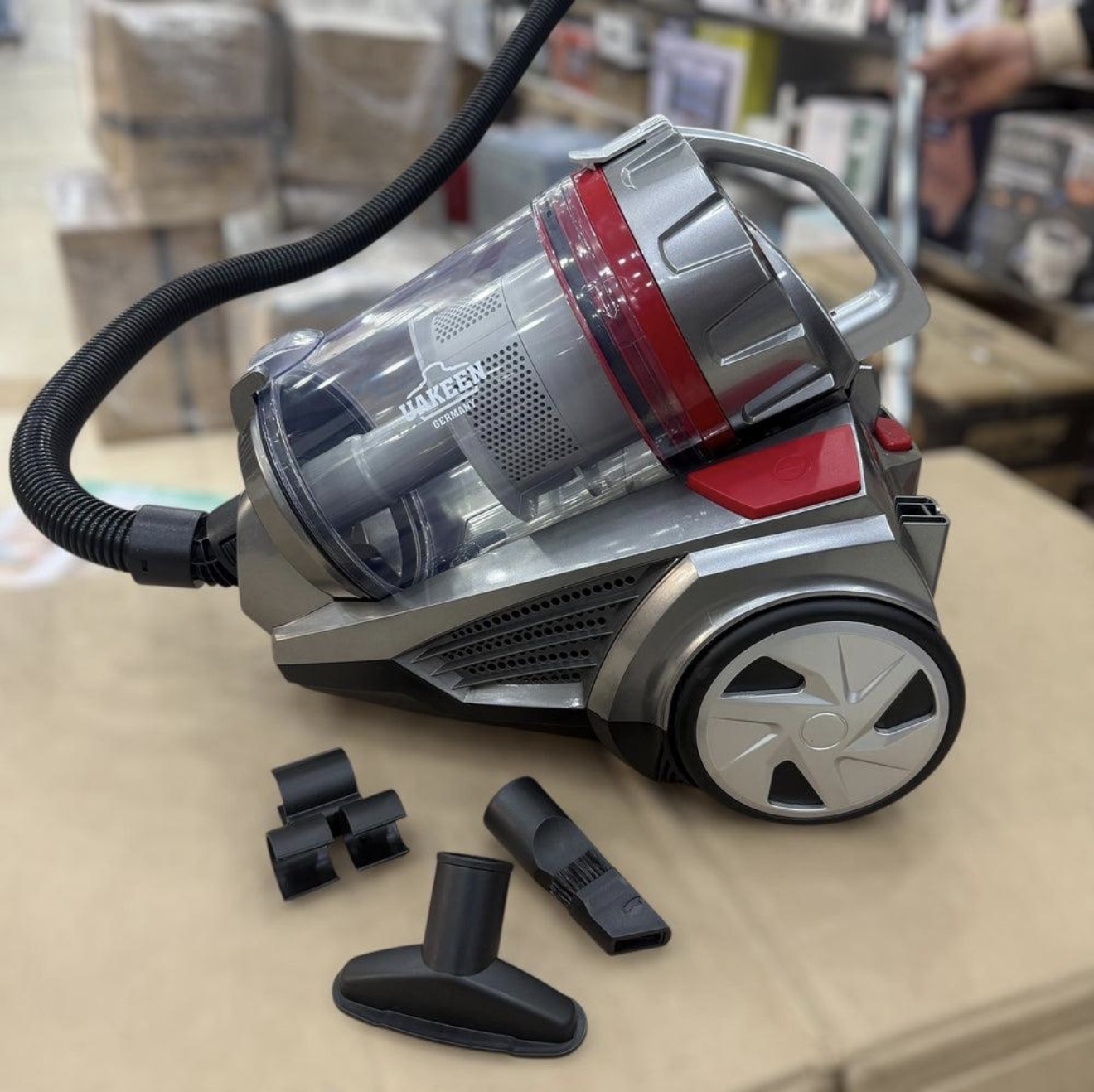 UAKEEN VACUUM CLEANER 2000W 1